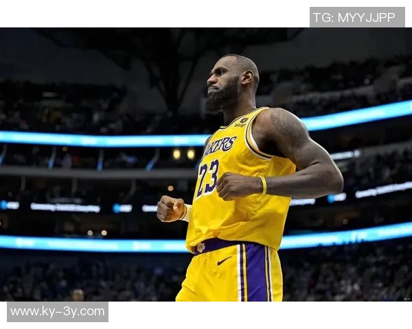 詹姆斯谈与东里化学反应尚需提升强调全队协作的重要性 詹姆斯谈与东里化学反应尚需提升强调全队协作的重要性